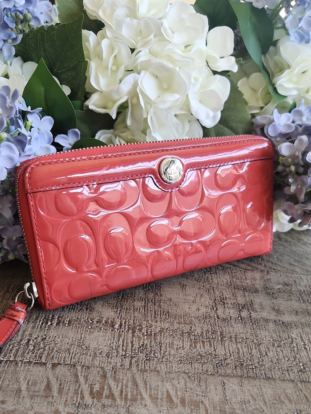 Coach Coral Patent Signature Zip Wallet